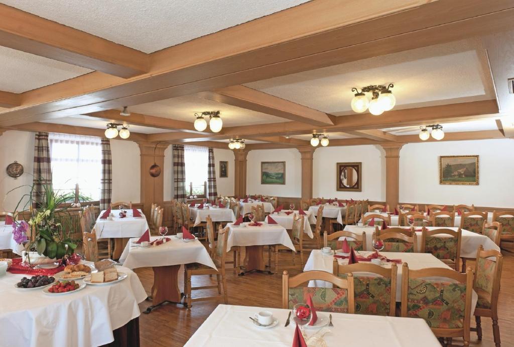 Hotel Landgasthof Kranz Huefingen Exterior photo